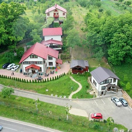 Hotel Stejarul Lui Andrei Izvoarele  Zewnętrze zdjęcie