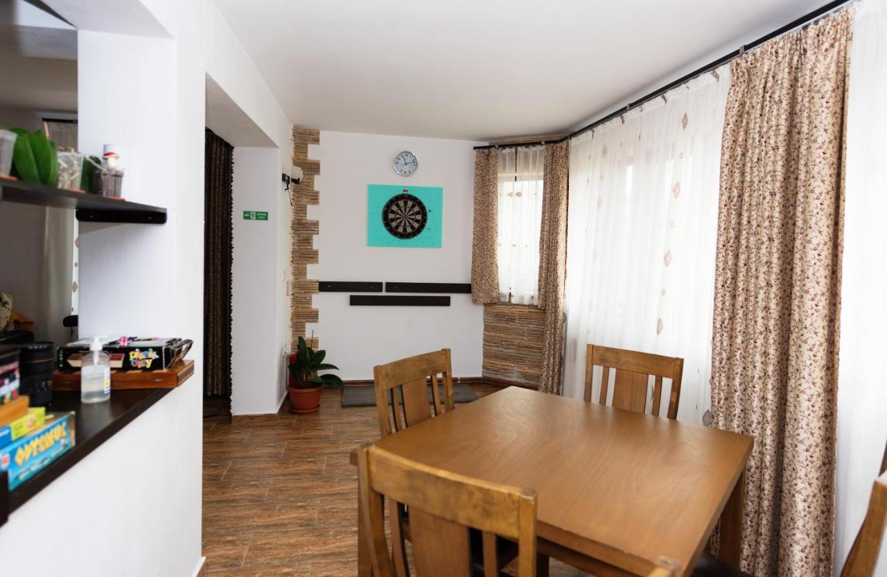 Hotel Stejarul Lui Andrei Izvoarele  Zewnętrze zdjęcie
